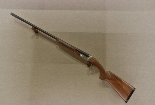 Akkar Churchill 520 Cal. 20 - 8975